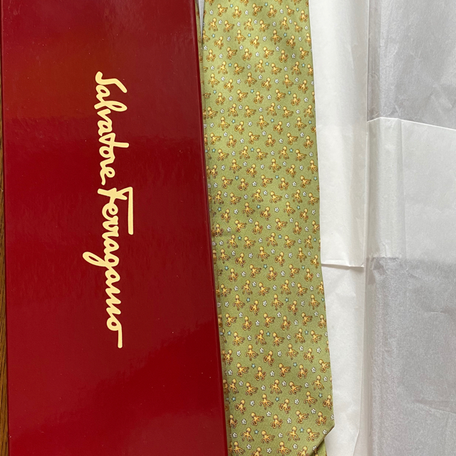 Salvatore Ferragamo(サルヴァトーレフェラガモ)のフェラガモ　ネクタイ メンズのファッション小物(ネクタイ)の商品写真