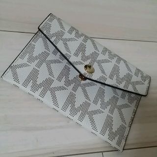 マイケルコース(Michael Kors)のマイケルコース　パスポートケース(その他)