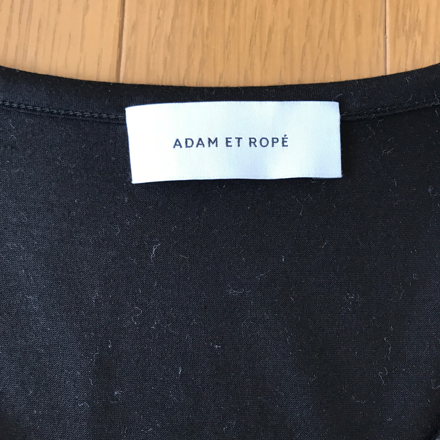 Adam et Rope'(アダムエロぺ)のアダムエロペ  カットソー　ブラック　 レディースのトップス(Tシャツ(半袖/袖なし))の商品写真