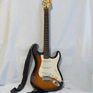 フェンダー(Fender)のSquir Bullet Start Brown Sunburst(エレキギター)