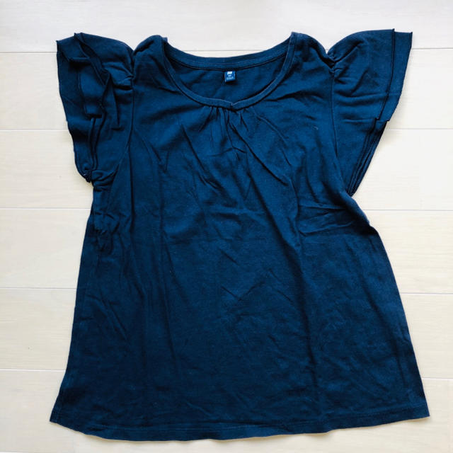 UNIQLO(ユニクロ)のユニクロ　キッズ　子供服　女の子　140cm Tシャツ キッズ/ベビー/マタニティのキッズ服女の子用(90cm~)(Tシャツ/カットソー)の商品写真