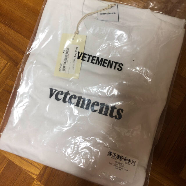 vetements tシャツ