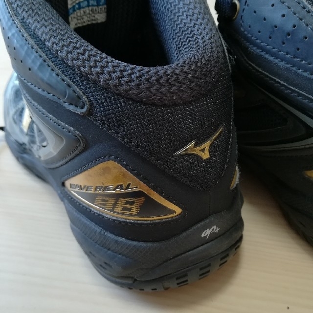 MIZUNO(ミズノ)のMIZUNO ミズノ バッシュ バスケットボールシューズ 27.0㎝ メンズの靴/シューズ(スニーカー)の商品写真