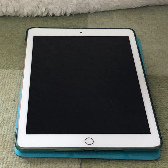 iPad - (中古) iPad 第6世代 128GB ゴールド(Wi-Fiのみモデル)の+