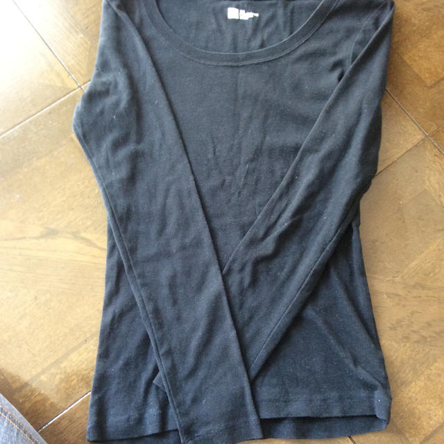 GAP  黒Tシャツ レディースのトップス(Tシャツ(長袖/七分))の商品写真