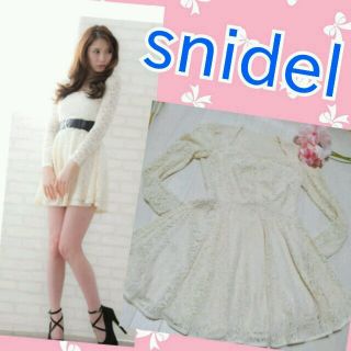 スナイデル(SNIDEL)のsnidel☆総レースフレアワンピース (ミニワンピース)