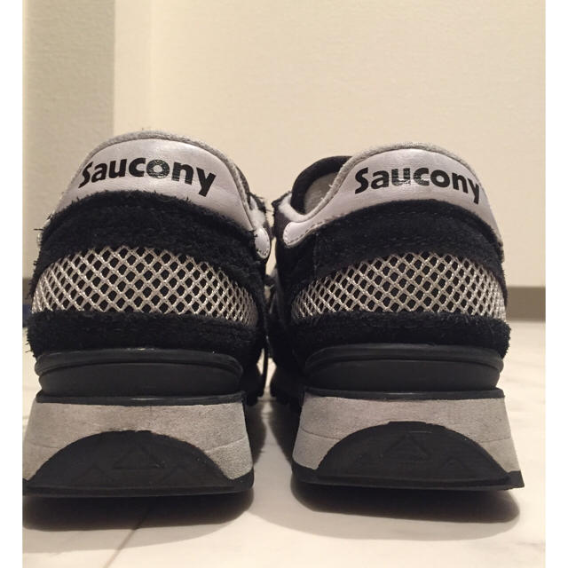 SAUCONY(サッカニー)のSAUCANY SHADOW 黒22.5 レディースの靴/シューズ(スニーカー)の商品写真