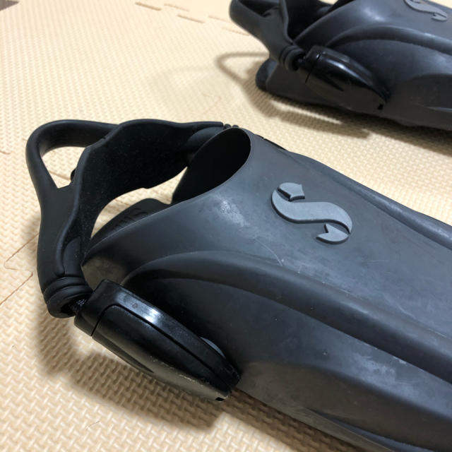 SCUBAPRO(スキューバプロ)のフィン  SCUBAPRO SEAWING NOVA SMALL SIZE スポーツ/アウトドアのスポーツ/アウトドア その他(マリン/スイミング)の商品写真