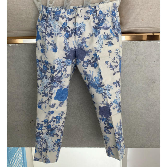 ZARA KIDS(ザラキッズ)のZARA kids センタープレスパンツ　9-10 140 キッズ/ベビー/マタニティのキッズ服女の子用(90cm~)(パンツ/スパッツ)の商品写真