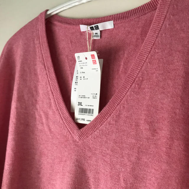 UNIQLO(ユニクロ)のコットンカシミヤＶネックセーター　３ＸＬ レディースのトップス(ニット/セーター)の商品写真