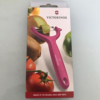 ビクトリノックス(VICTORINOX)の【新品】VICTORINOX ピーラー(調理道具/製菓道具)