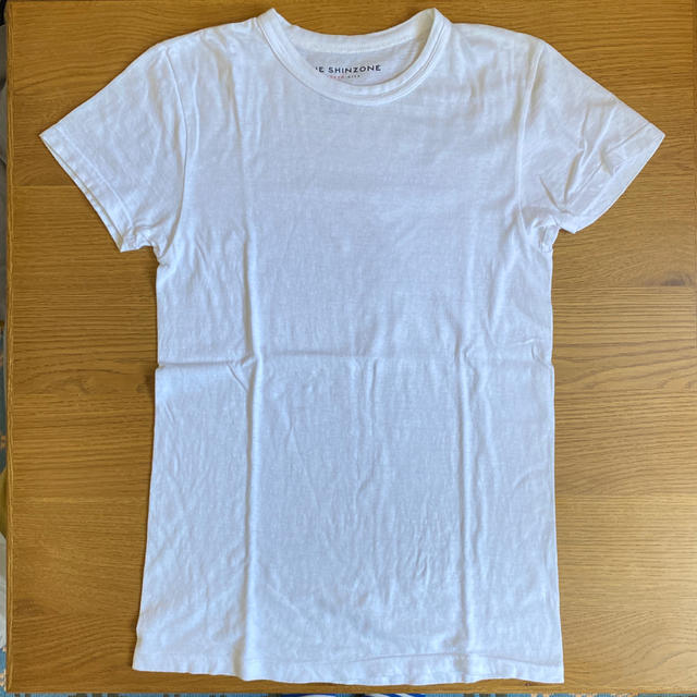 Shinzone(シンゾーン)の定番　Tシャツ レディースのトップス(Tシャツ(半袖/袖なし))の商品写真