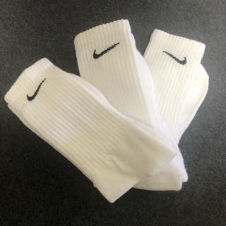 ナイキ(NIKE)のNIKE ソックス　靴下　三足セット　白(ソックス)