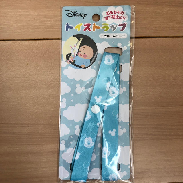 Disney(ディズニー)のミッキー　トイストラップ キッズ/ベビー/マタニティの外出/移動用品(ベビーカー用アクセサリー)の商品写真