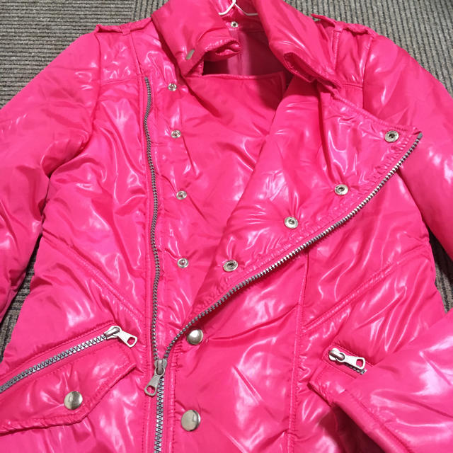 ピンクダウンジャケット　mｻｲｽﾞ レディースのジャケット/アウター(ダウンジャケット)の商品写真