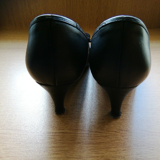 DIANA(ダイアナ)のDIANA   パンプス　革　23.5cm～24cm  　クリーナー付き   レディースの靴/シューズ(ハイヒール/パンプス)の商品写真
