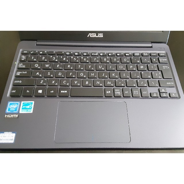 ASUS NotebookPC R207N 美品 パソコン