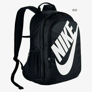 ナイキ(NIKE)の大容量！２５L 新品ナイキ 黒色  バックパック 4580円(リュック/バックパック)