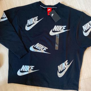 ナイキ(NIKE)のまろさま専用　新品❗️NIKE スウェット　Ⓜ️(トレーナー/スウェット)