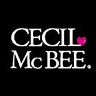 セシルマクビー(CECIL McBEE)の美品✩.*˚CECIL McBEE✩.*˚長財布(黒)(長財布)