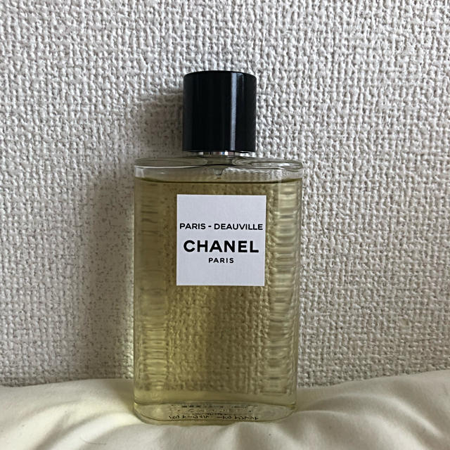 速くおよび自由な CHANEL ボディローション ドーヴィル ②