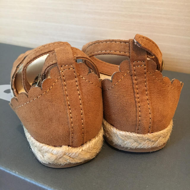 GAP Kids(ギャップキッズ)のGAP 幼児　サンダル キッズ/ベビー/マタニティのベビー靴/シューズ(~14cm)(サンダル)の商品写真