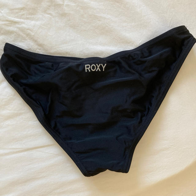 Roxy(ロキシー)のROXY ビキニ　水着　黒 レディースの水着/浴衣(水着)の商品写真