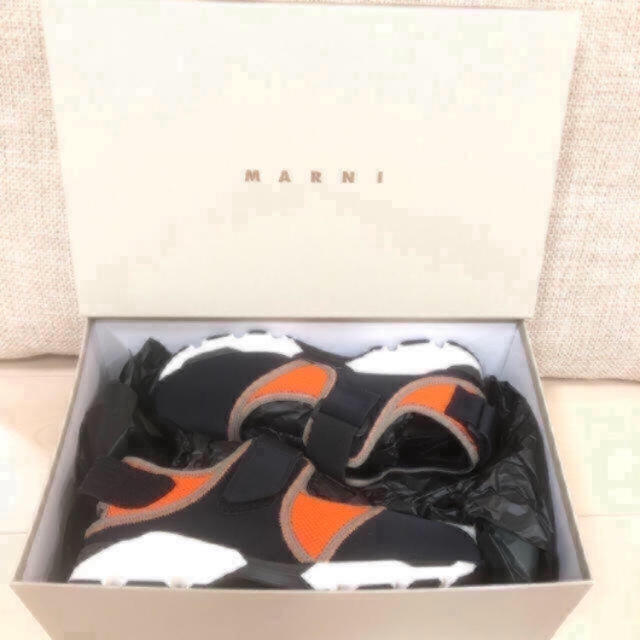 Marni(マルニ)のMARNI スニーカー 37サイズ オレンジブラック レディースの靴/シューズ(スニーカー)の商品写真