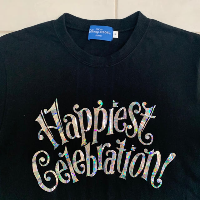 Disney(ディズニー)のTDR 35周年 Happiest Celebration Tシャツ レディースのトップス(Tシャツ(半袖/袖なし))の商品写真