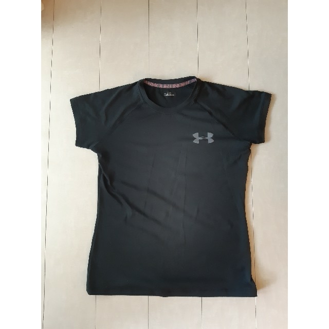 UNDER ARMOUR(アンダーアーマー)のレディースTシャツ(UNDER ARMOUR) レディースのトップス(Tシャツ(半袖/袖なし))の商品写真