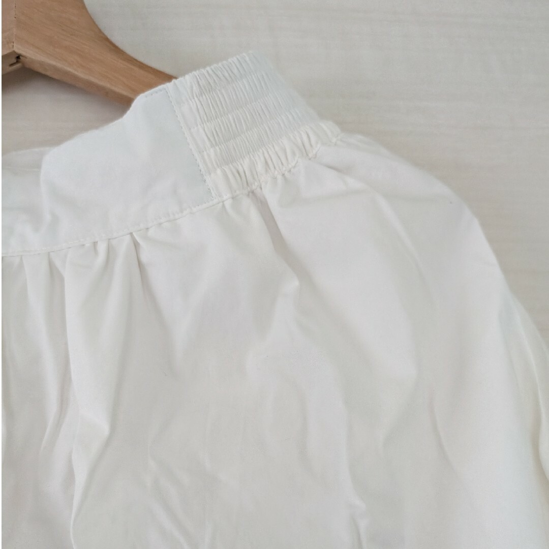 FREE'S MART(フリーズマート)の白スカート　ポケットあり　ウエストゴム レディースのスカート(ひざ丈スカート)の商品写真