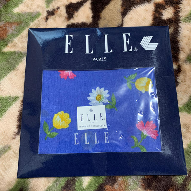 ELLE(エル)のELLE☆ハンカチ レディースのファッション小物(ハンカチ)の商品写真