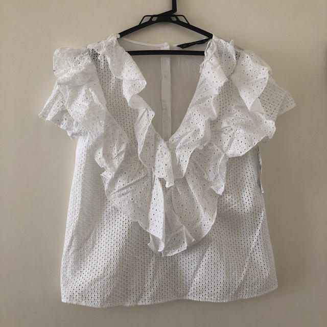 ZARA(ザラ)のZARA レース　トップス レディースのトップス(シャツ/ブラウス(半袖/袖なし))の商品写真