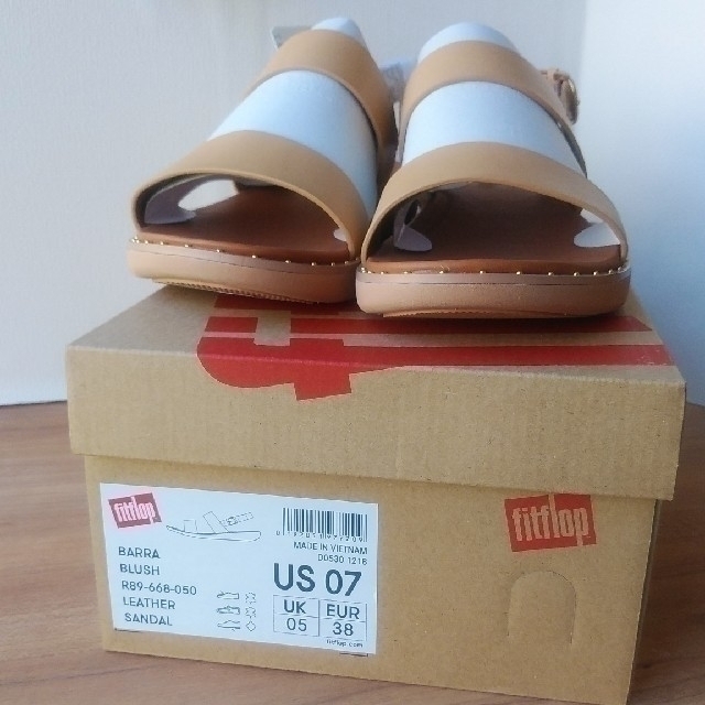 fitflop　BARRAサンダル