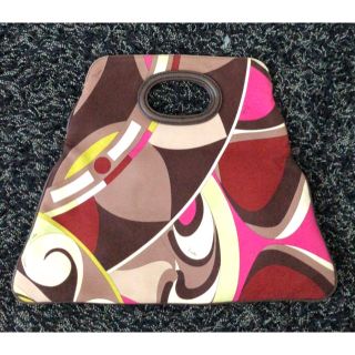 エミリオプッチ(EMILIO PUCCI)のエミリオプッチ　EMILIO PUCCI  ピンク  クラッチバッグ　ベージュ(ハンドバッグ)