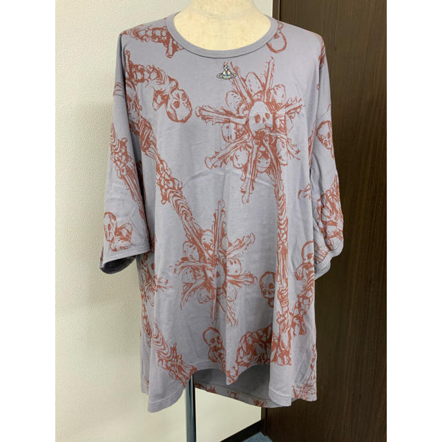 Vivienne Westwood(ヴィヴィアンウエストウッド)のヴィヴィアンウエストウッド♦︎スカル柄　♦︎メンズ　Tシャツ♦︎USED メンズのトップス(シャツ)の商品写真