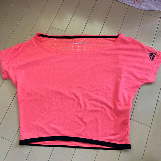 adidas(アディダス)のadidas ピンク　Tシャツ レディースのトップス(Tシャツ(半袖/袖なし))の商品写真