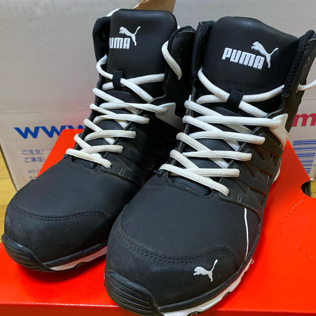 PUMA(プーマ)のプーマ 安全靴 ヴェロシティ2.0 ブラックホワイト MID 25.5cm メンズの靴/シューズ(スニーカー)の商品写真