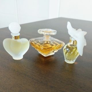 ニナリッチ(NINA RICCI)の【値下げ！】NINA RICCI　LANCOME　香水　小瓶　3個セット(香水(女性用))