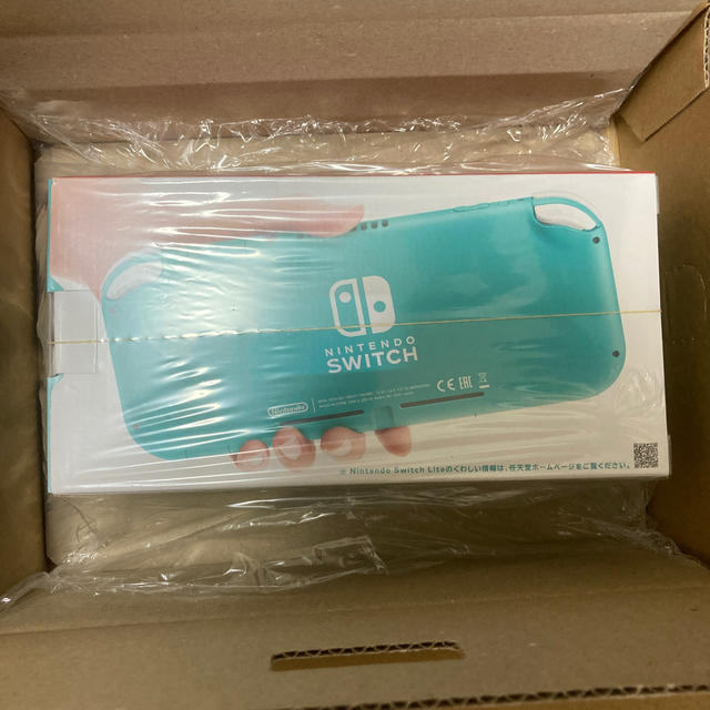 Nintendo Switch(ニンテンドースイッチ)の【新品未開封　即日発送】Nintendo Switch  Lite ターコイズ エンタメ/ホビーのゲームソフト/ゲーム機本体(家庭用ゲーム機本体)の商品写真