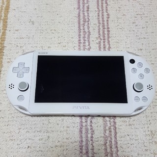プレイステーションヴィータ(PlayStation Vita)の中古　SONY ソニーPlayStation Vita PCH2000(携帯用ゲーム機本体)