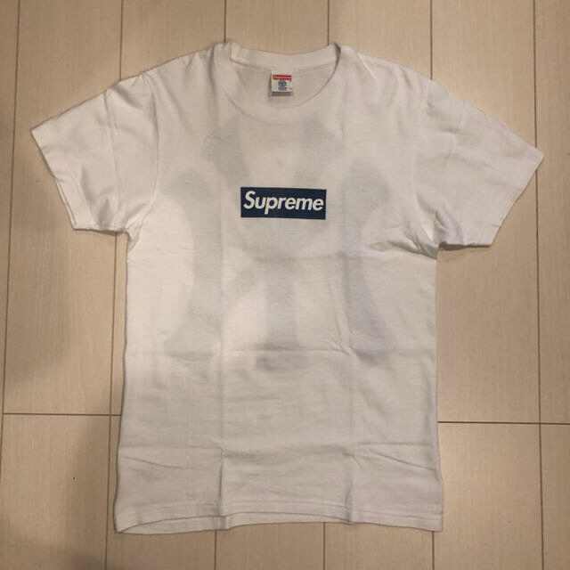 supreme box logo yankees