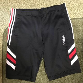 アディダス(adidas)のadidas ハーフパンツ(ショートパンツ)