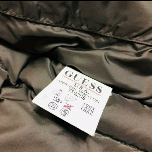 GUESS(ゲス)のGUESS ダウンベスト メンズのジャケット/アウター(ダウンベスト)の商品写真