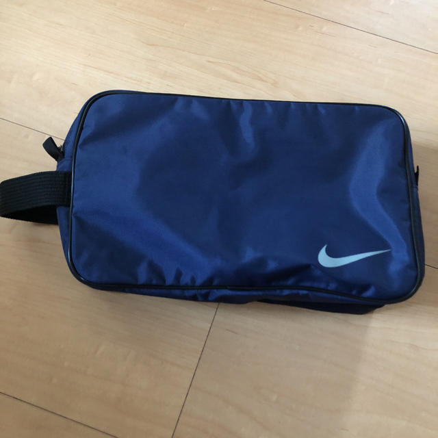 NIKE(ナイキ)のナイキ　NIKE シューズケース　ネイビー スポーツ/アウトドアのスポーツ/アウトドア その他(その他)の商品写真