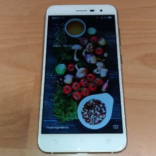 エイスース(ASUS)のZenFone 3 (ZE520KL) Moonlight White(スマートフォン本体)