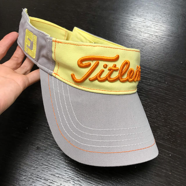 Titleist(タイトリスト)の美品☆タイトリスト サンバイザー スポーツ/アウトドアのゴルフ(その他)の商品写真