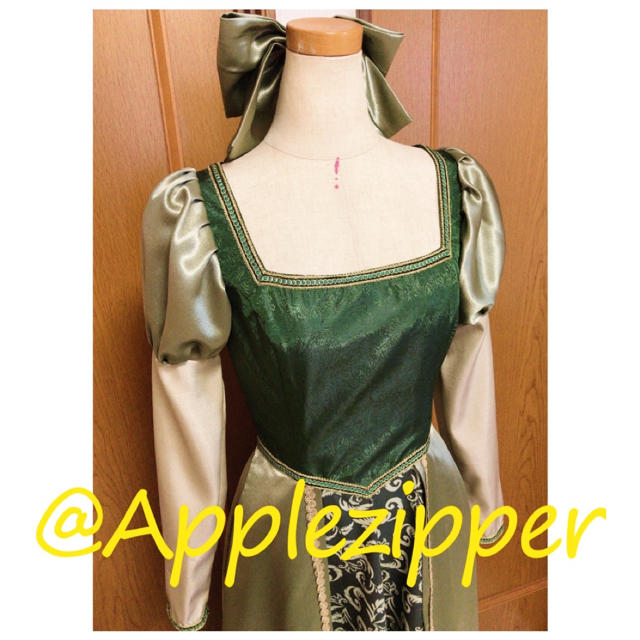 図書館 ベル 美女と野獣 ディズニー プリンセス グリーン 緑 衣装 私服の通販 By Apple Zipper ラクマ