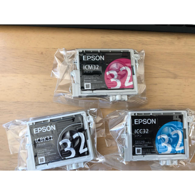 EPSON(エプソン)のEPSON 純正インクカートリッジ32 インテリア/住まい/日用品のオフィス用品(その他)の商品写真