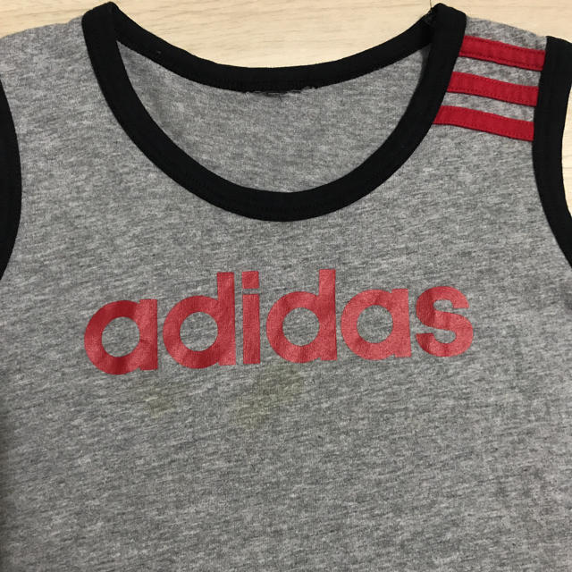 adidas(アディダス)のKIDS アディダス タンクトップ キッズ/ベビー/マタニティのキッズ服男の子用(90cm~)(Tシャツ/カットソー)の商品写真